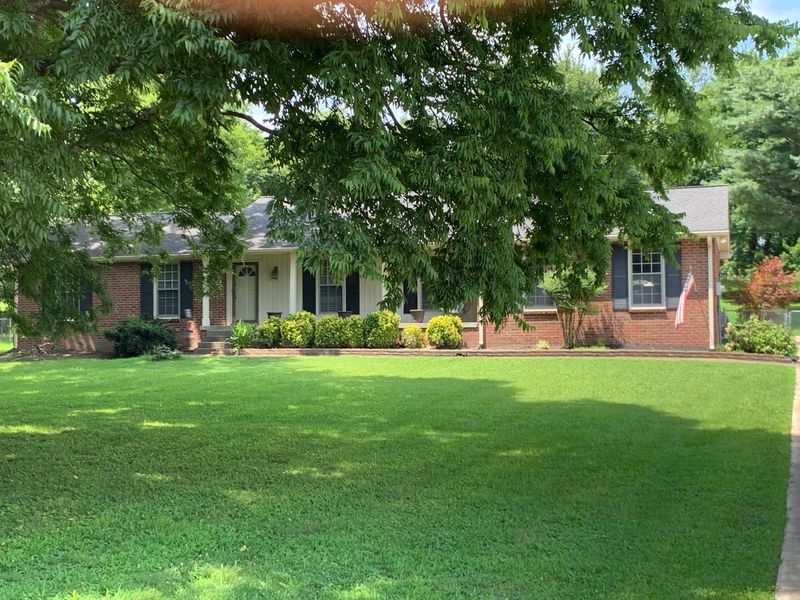 310 Patton Dr, Mount Juliet, TN 37122