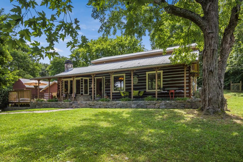 5494 Vanderbilt Rd, Old Hickory, TN 37138
