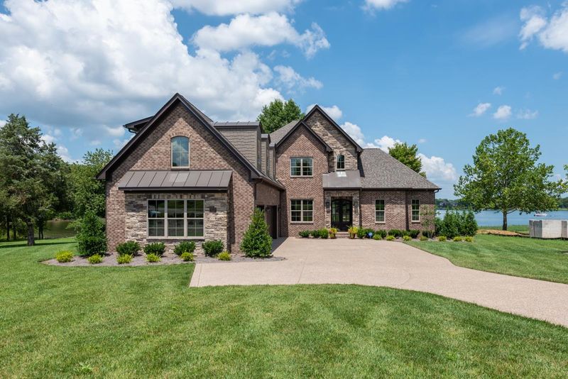 114 Rose Pt, Hendersonville, TN 37075