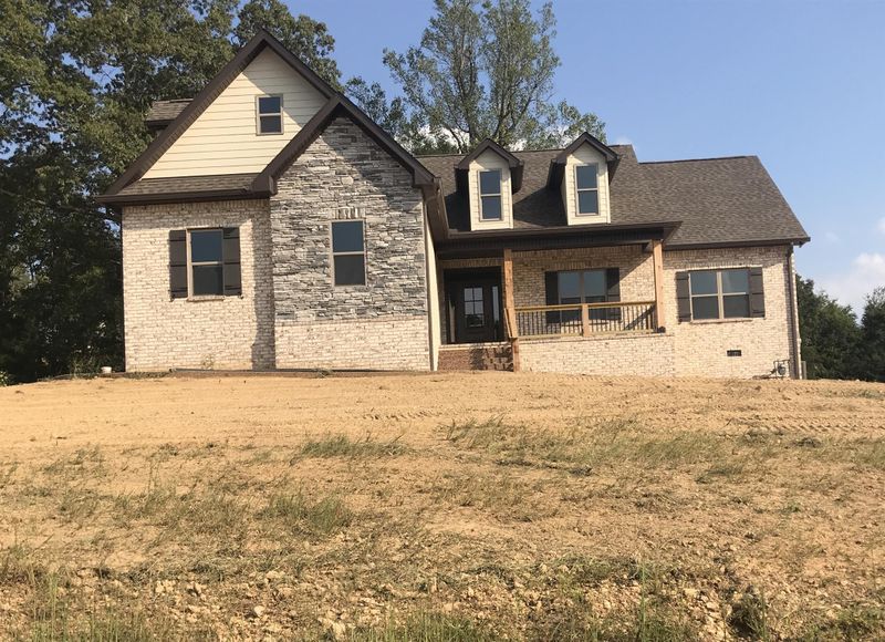 113 Amelia Dr, Bon Aqua, TN 37025