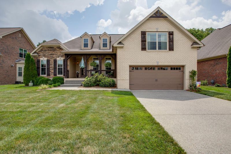 1068 Aenon Cir, Spring Hill, TN 37174