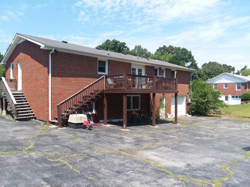 307 Hummingbird Ln S, Dickson, TN 37055