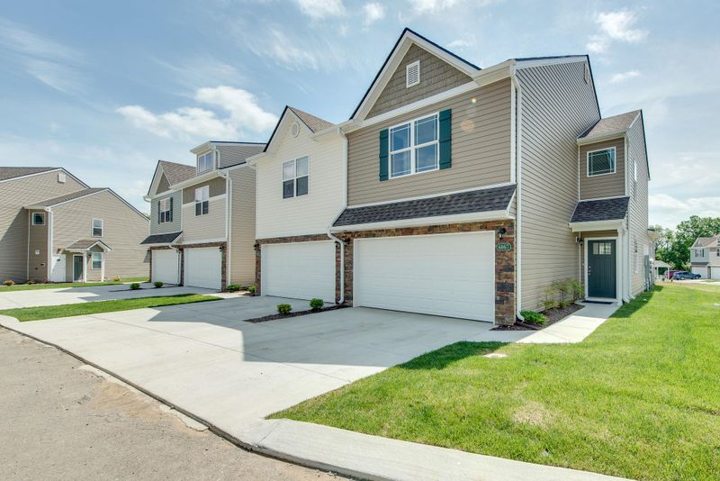 6031 Hillside Ln, Spring Hill, TN 37174