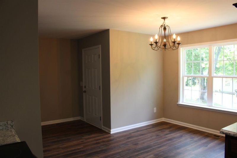214 4th Ave E, Springfield, TN 37172