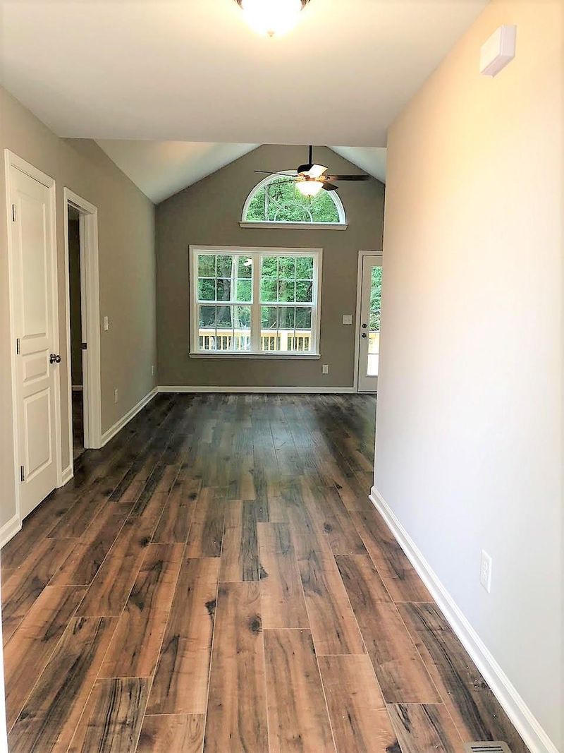 214 4th Ave E, Springfield, TN 37172