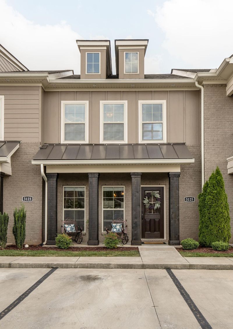3125 Blue Sky Dr, Murfreesboro, TN 37130