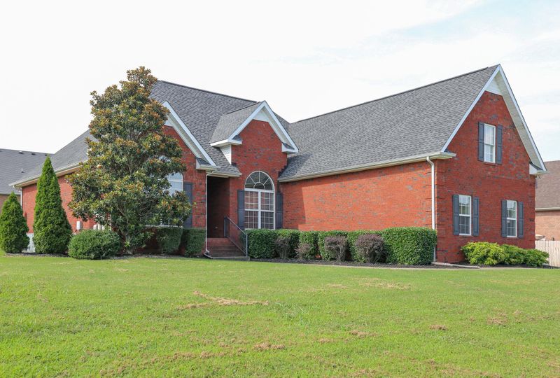 5043 Macarthur Ave, Murfreesboro, TN 37129