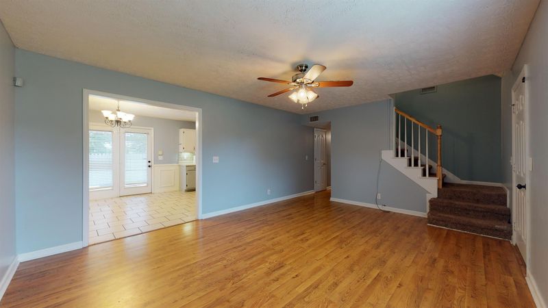 154 Stones River Ln, Murfreesboro, TN 37128