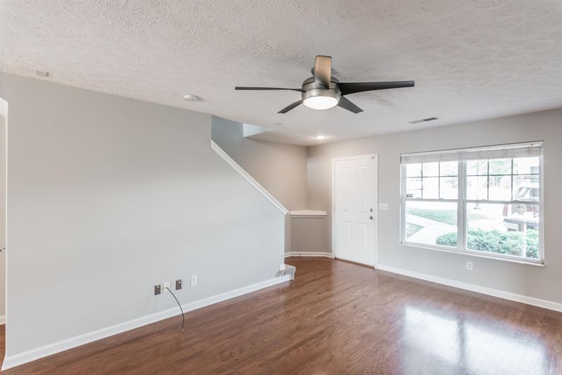 323 Shadow Glen Dr #323, Nashville, TN 37211