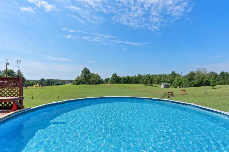 3878 Edd Ross Rd, Springfield, TN 37172