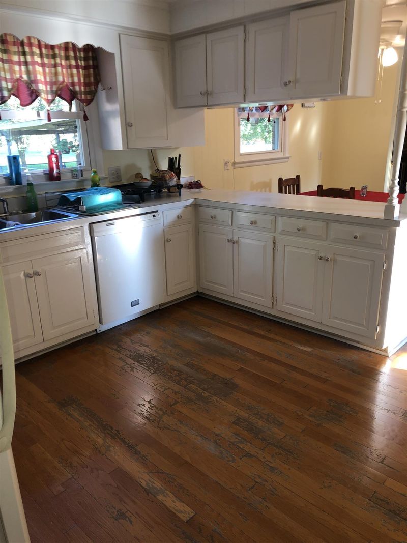 625 Hillcrest Dr, Gallatin, TN 37066