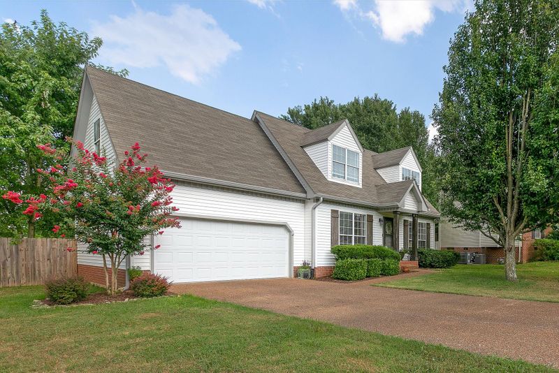 1845 Devon Dr, Spring Hill, TN 37174