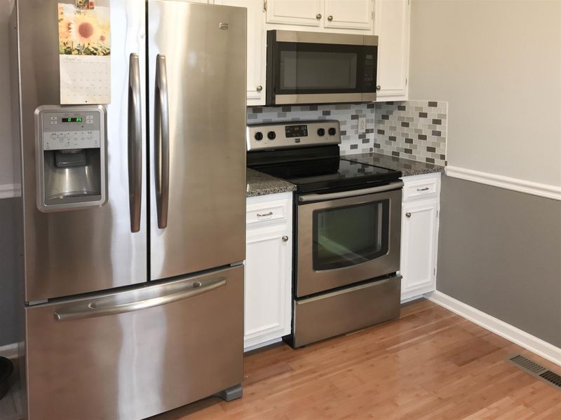 1107 Binford Ct, Murfreesboro, TN 37130