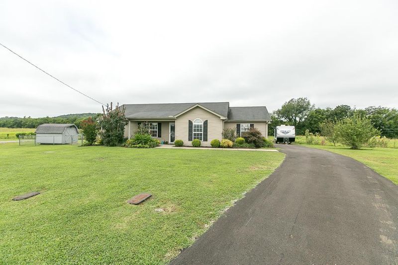 109 Bairdscorner Ct, Murfreesboro, TN 37130
