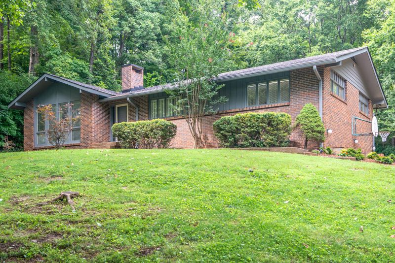 5911 E Ashland Dr E, Nashville, TN 37215