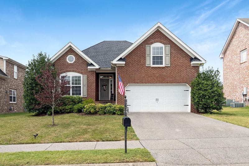 3028 Sommette Dr, Spring Hill, TN 37174