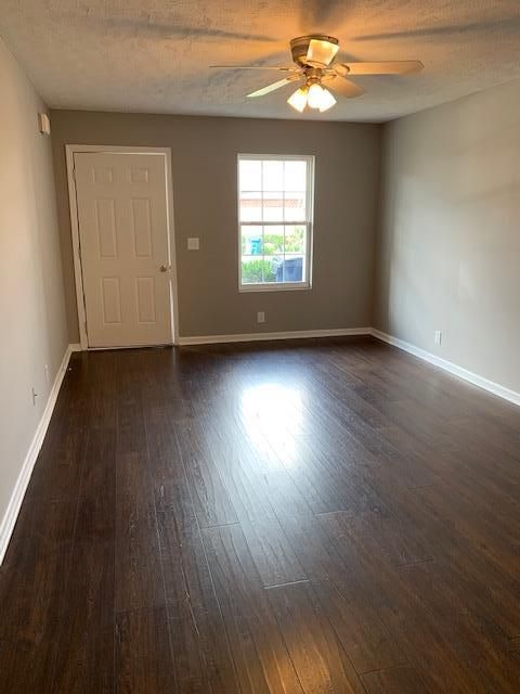 4833 Chelanie Cir, Murfreesboro, TN 37129