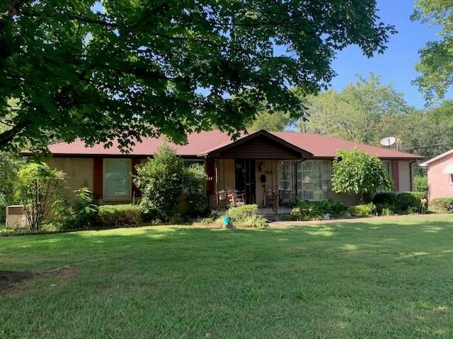 1915 Fern Dr, Murfreesboro, TN 37130