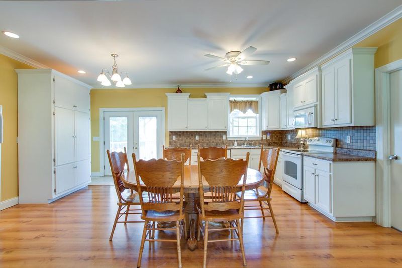 547 Cranor Rd, Murfreesboro, TN 37130
