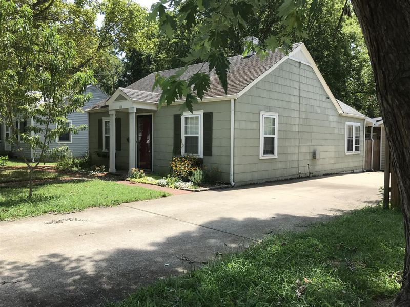 104 E Mcknight Dr, Murfreesboro, TN 37130
