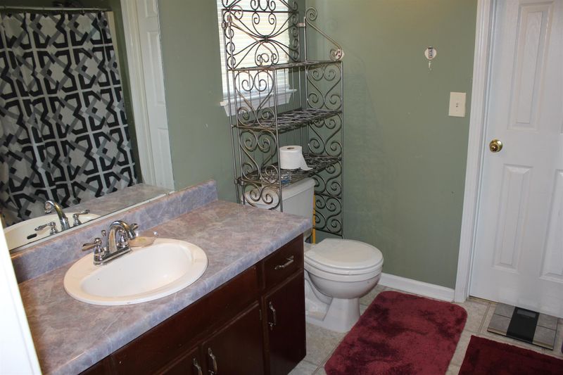 3309 Valley Creek Ln, Nashville, TN 37207