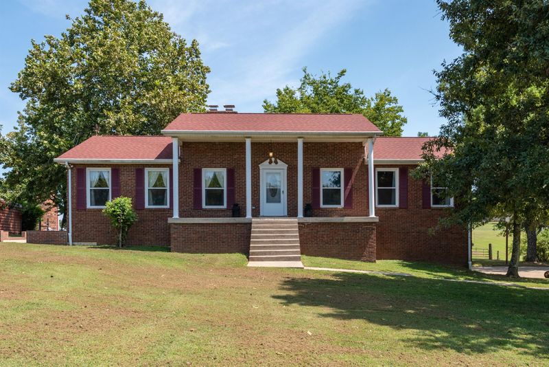 269 Drivers Ln, Gallatin, TN 37066