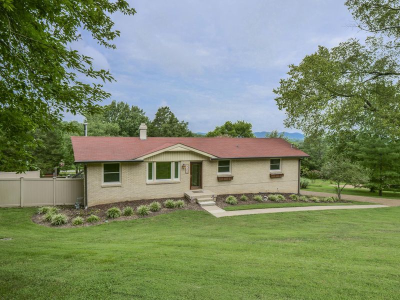 5109 Leath Dr, Nashville, TN 37211