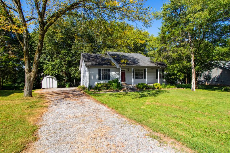 2819 Meadowhill Dr, Murfreesboro, TN 37130