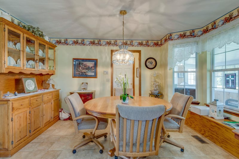 4197 Sylvia Rd, Vanleer, TN 37181