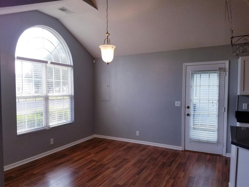 5064 Boyd Dr, Murfreesboro, TN 37129