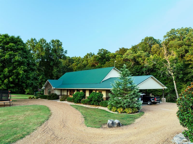 1895 Garners Creek Rd, Dickson, TN 37055