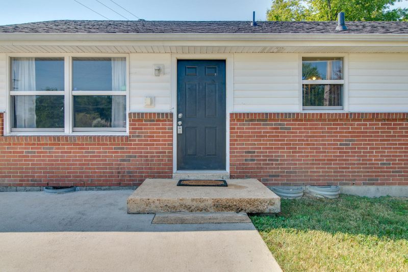 6105 Terry Dr, Nashville, TN 37209