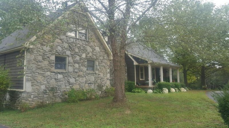 942 Tyree Springs Rd, White House, TN 37188