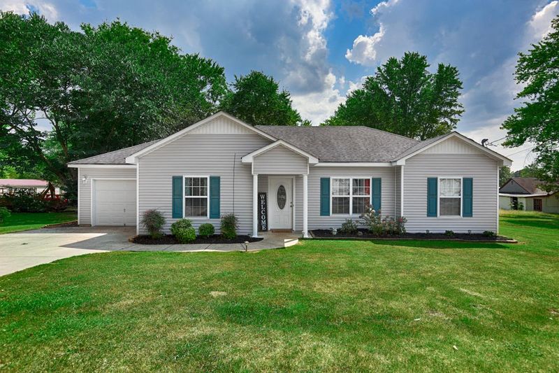 26730 Second St, Ardmore, AL 35739