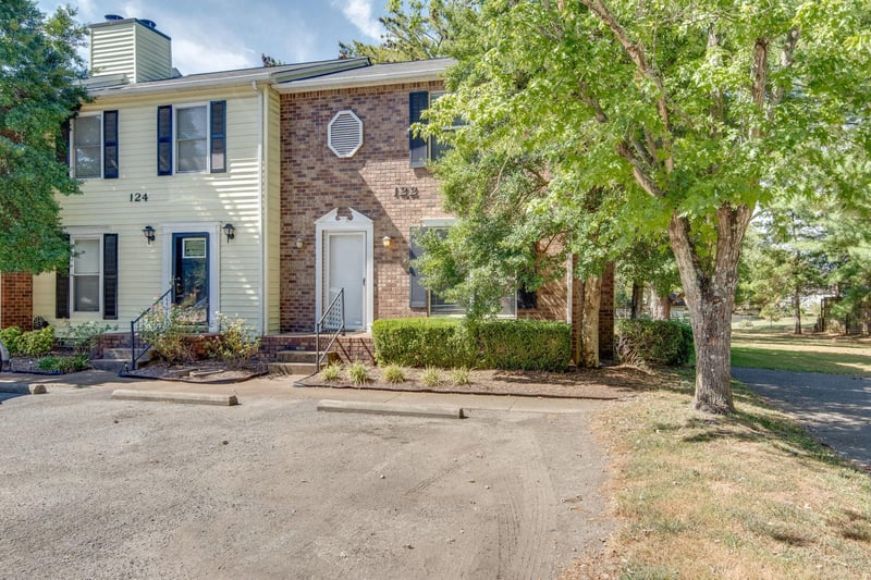 122 Richland Ave #122, Smyrna, TN 37167