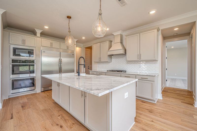 5608 Bridgemore Blvd, Murfreesboro, TN 37129