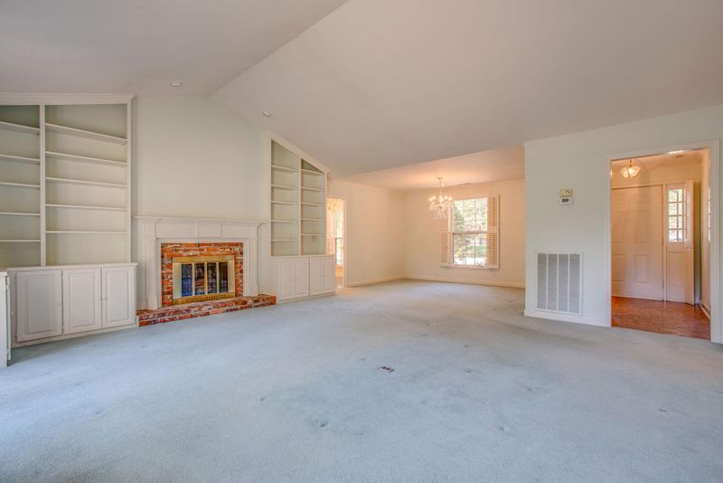 1014 Boxwood Dr, Franklin, TN 37069