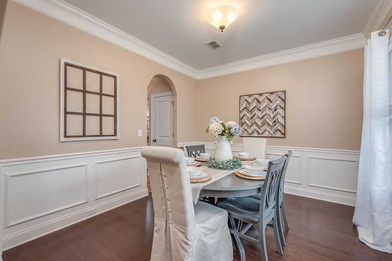 5025 Saint Ives Dr, Murfreesboro, TN 37128