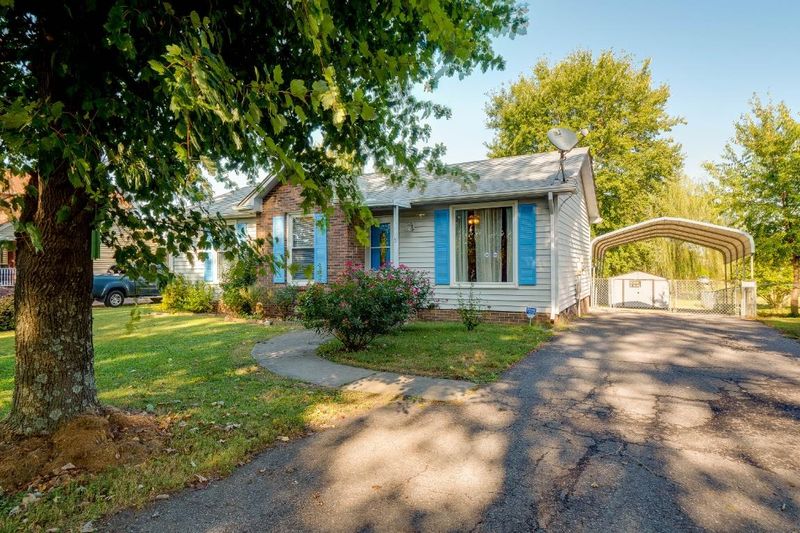 2624 17th Ave E, Springfield, TN 37172
