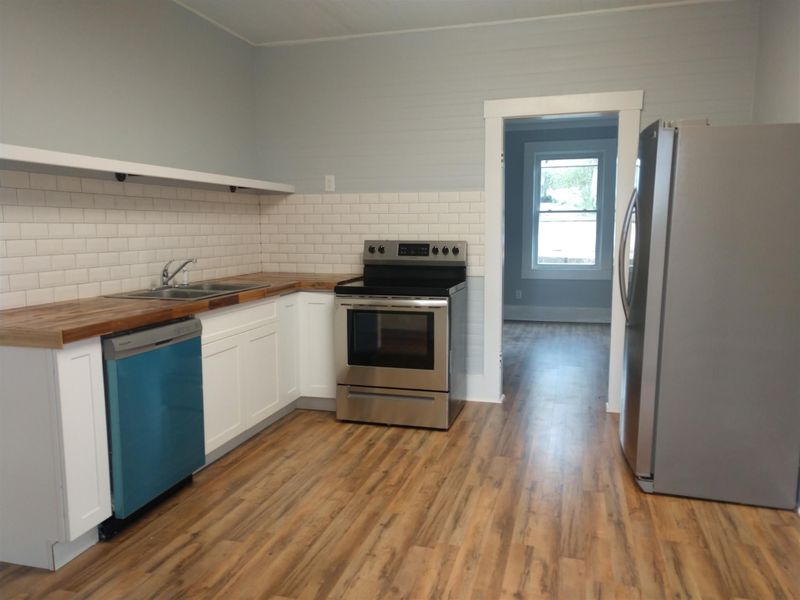 213 E 16th St, Columbia, TN 38401
