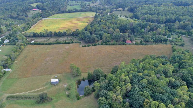 1901 Rock Bridge Rd, Bethpage, TN 37022
