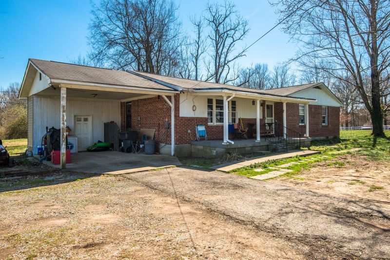 8671 Old Charlotte Pike, Pegram, TN 37143