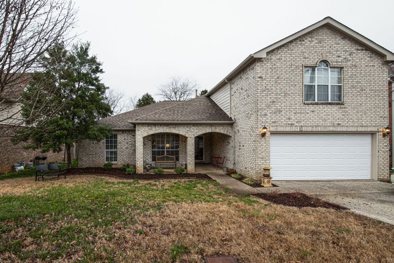 5041 Singing Hills Dr, Antioch, TN 37013