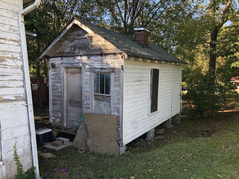 519 Glass St, Mount Pleasant, TN 38474