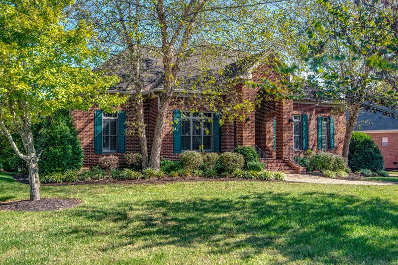 1684 Stokley Ln, Old Hickory, TN 37138