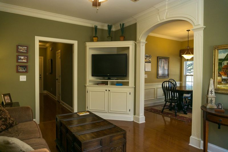 336 Rowlette Cir, Murfreesboro, TN 37127