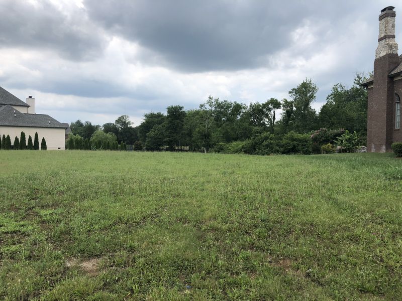 1928 Rolling Creek Dr, Murfreesboro, TN 37128