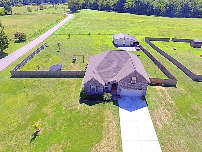 6449 S Lamont Rd, Orlinda, TN 37141
