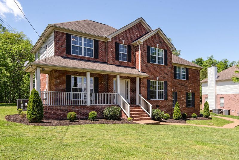 880 Dortch Ln, Nolensville, TN 37135