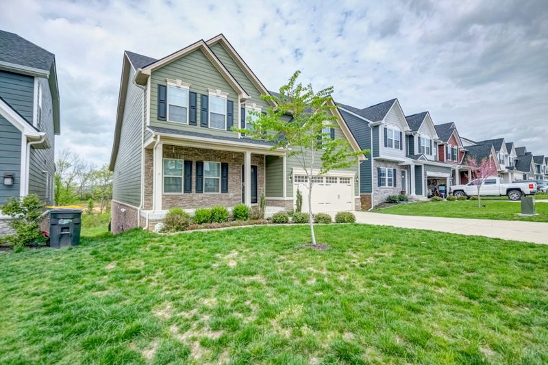 2075 Morton Dr, Spring Hill, TN 37174